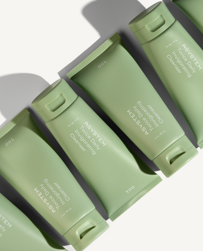 Twice Daily Invigorating Cleanser MR