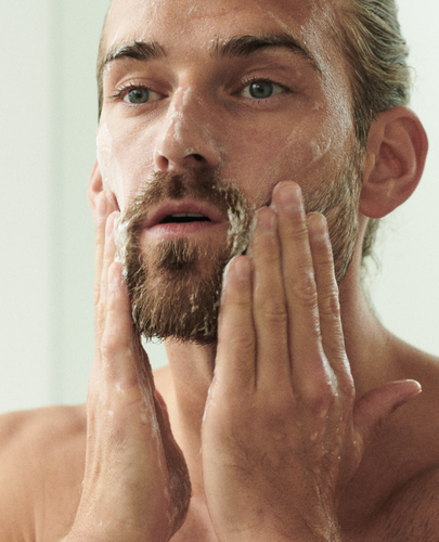 Twice Daily Invigorating Cleanser MR